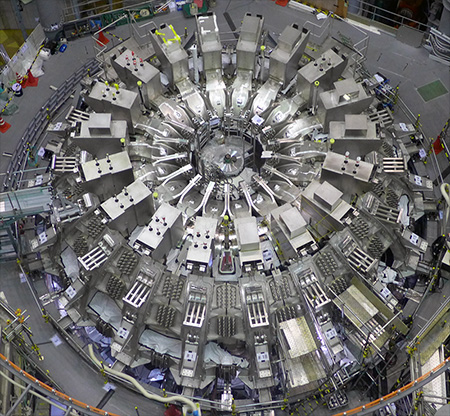 Figure 1. Top view of JT-60SA before installation of EF coils—all 18 TF coils can be seen