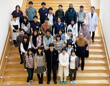 The Murakami group at Hokkaido University. Rie Hasebe (third row, right; white long-sleeved shirt holding a blue jacket), Kaoru 