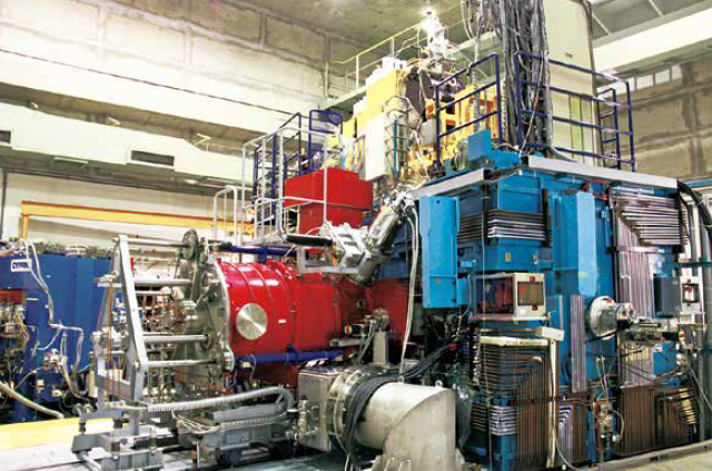 Cyclotron accelerator facility