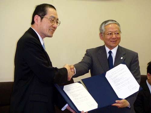 放射線医学総合研究所と横浜市立大学が研究、教育及び医療の教育のための包括的な連携協定を締結