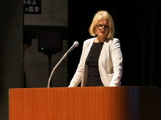 基調講演３(バーバラ・ローデ中日欧州連合代表部参事官)