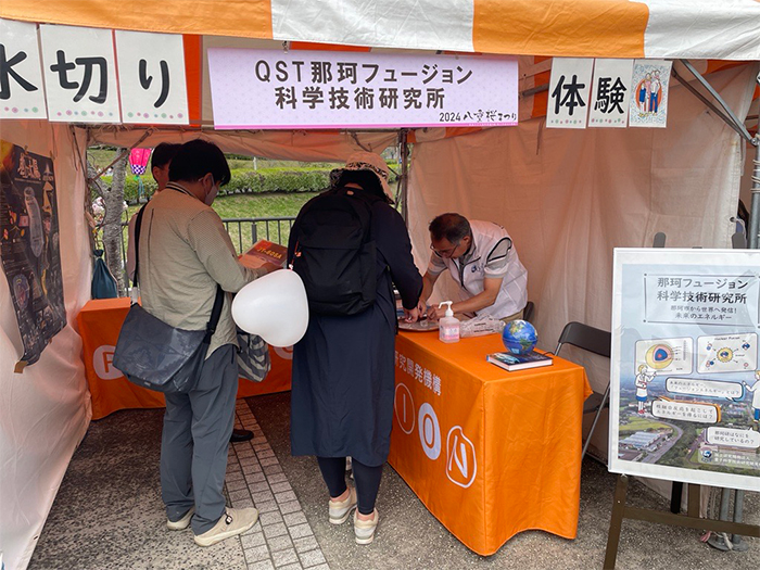 2025八重桜まつり昨年の様子