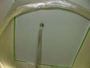図2.HEPAフィルターリーク試験の下流側の測定の様子