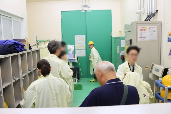 入室前の着用タイム