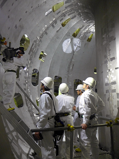 photo of Press reporters taking photos of the VV interior